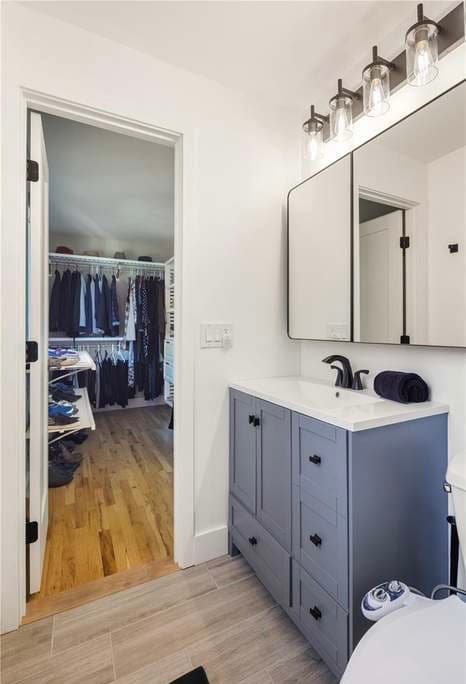 Building Photo - 2146 S Yarrow St