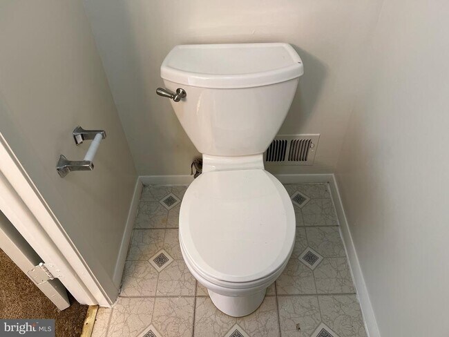 Building Photo - 7728 Havenside Terrace