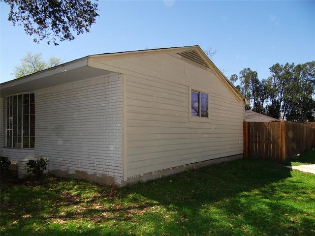 Building Photo - 6737 Kenwell St