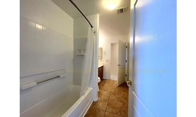 Building Photo - 10844 S Lake Gambusi Dr