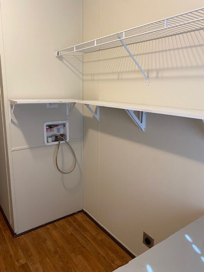 Building Photo - Three Bedroom Two Bath in Lee County, Phenix City, AL