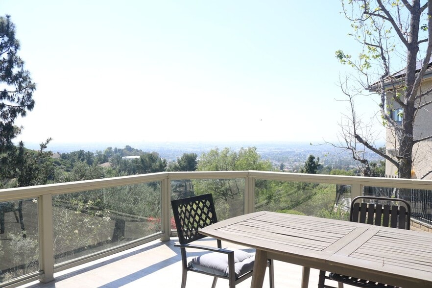 Building Photo - 4310 E Terra Vista Ln