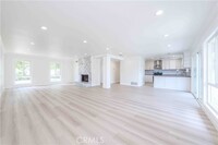 Building Photo - 996 S Hilda St