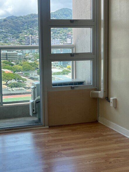 New Quit AC Unit - 1133 Waimanu St
