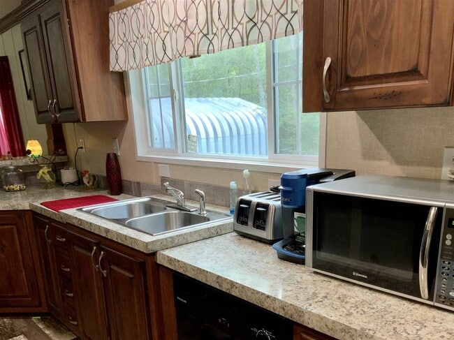 Building Photo - 9813 Woodville Hwy