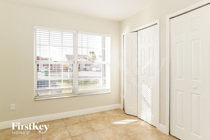 Building Photo - 8927 NW 114th St