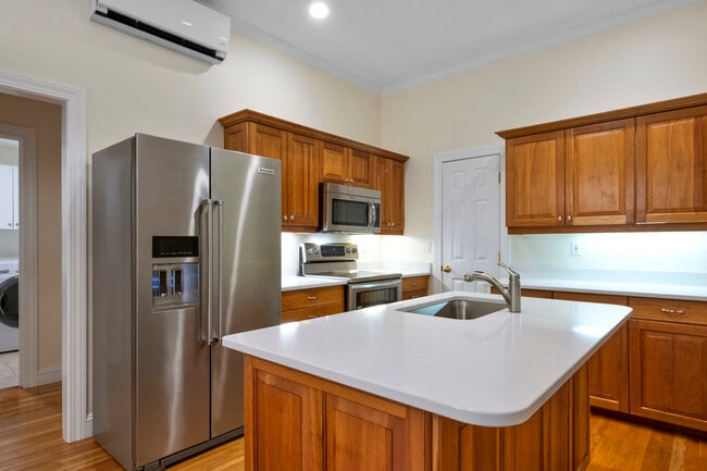 Building Photo - 53 Gables Dr