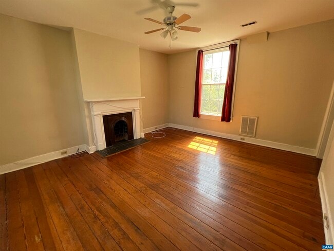 Building Photo - 510 Ridge St