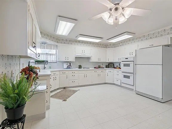 Building Photo - 3612 Treadwell Dr