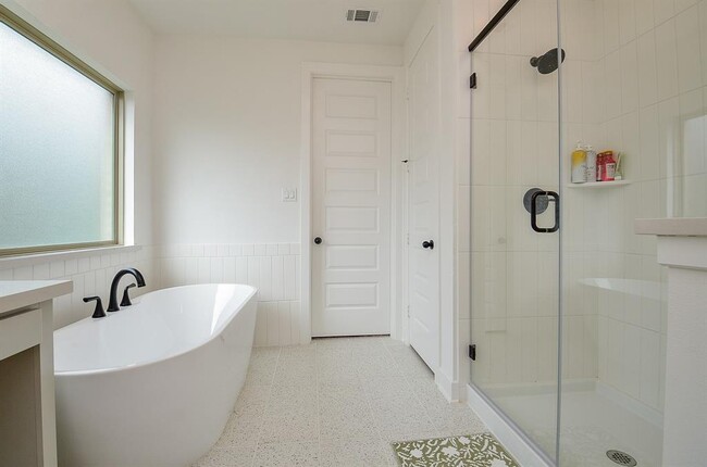 Building Photo - 10574 Cecilia Star Ln