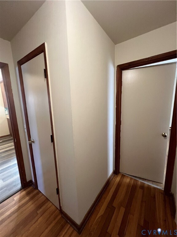 Building Photo - 901 Cedar Level Rd