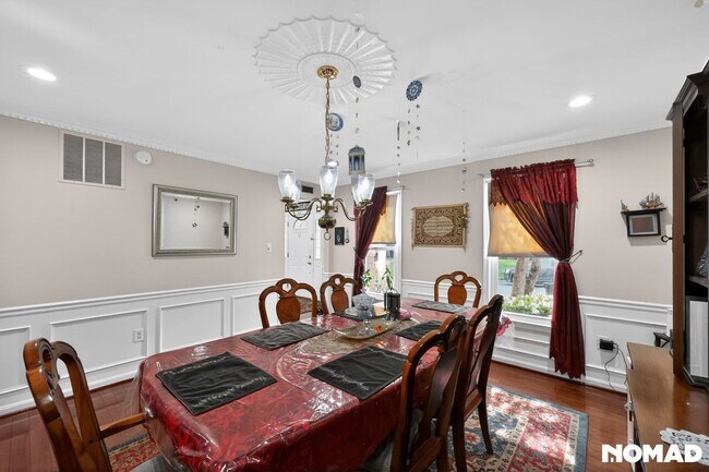 Building Photo - Spacious 4BR House in Germantown