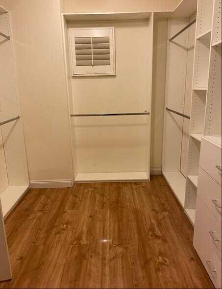 Building Photo - 13238 Wooden Gate Way