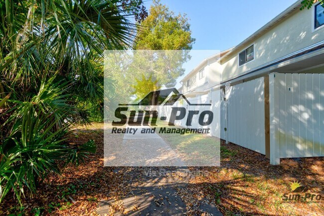 Building Photo - 480 Reed Canal Rd