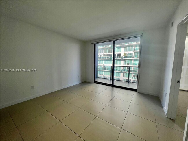 Building Photo - 31 SE 6th St