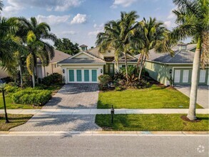 Building Photo - 10655 La Strada