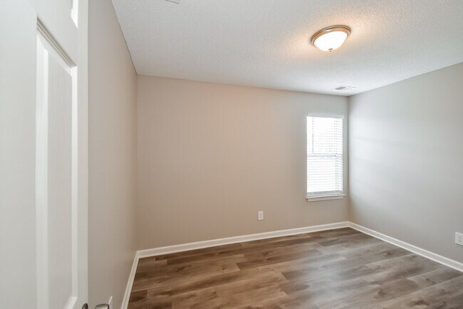 Building Photo - 7776 Gosbrook Ln