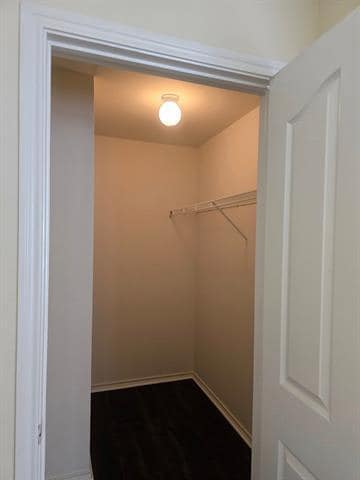 Building Photo - 1001 Redwood Ave