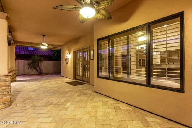 Building Photo - 4 Bedroom 2 Bathroom Scottsdale Ranch Home