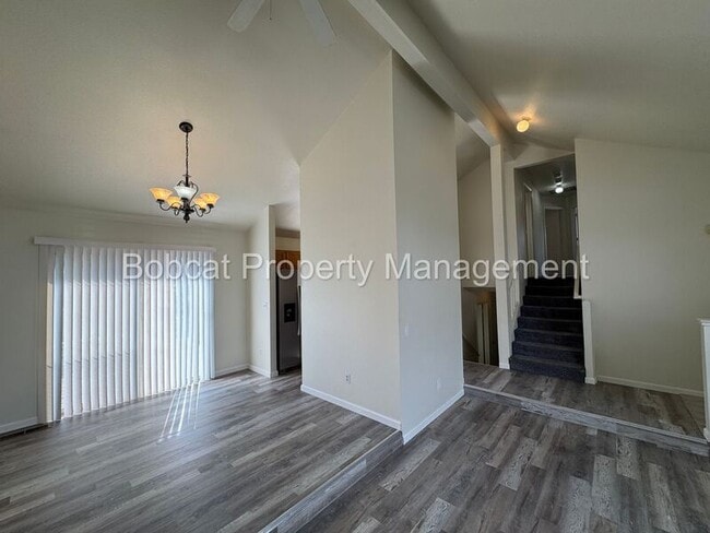 Building Photo - 4123 Sweetwater Dr