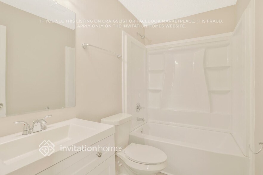 Building Photo - 4621 High Collier Walk