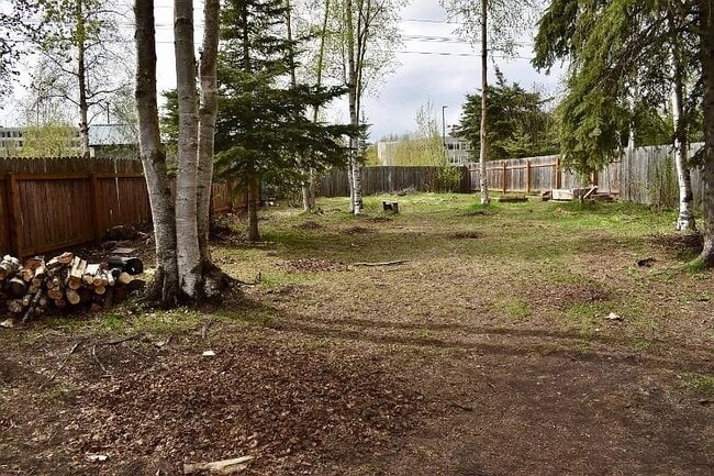 Building Photo - 4106 Vance Dr
