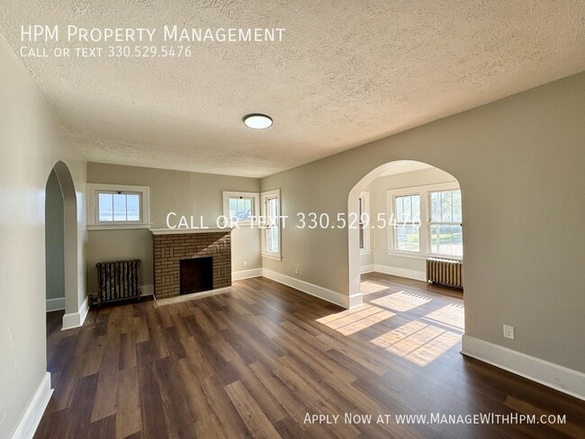Building Photo - 1259 Oxford Ave NW