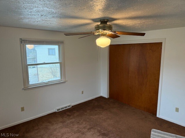 Building Photo - 6644 Ravenwood Ave NW