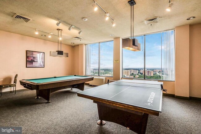 Building Photo - 5501 Seminary Rd