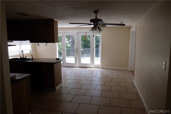Building Photo - 7234 Cherry Laurel Dr