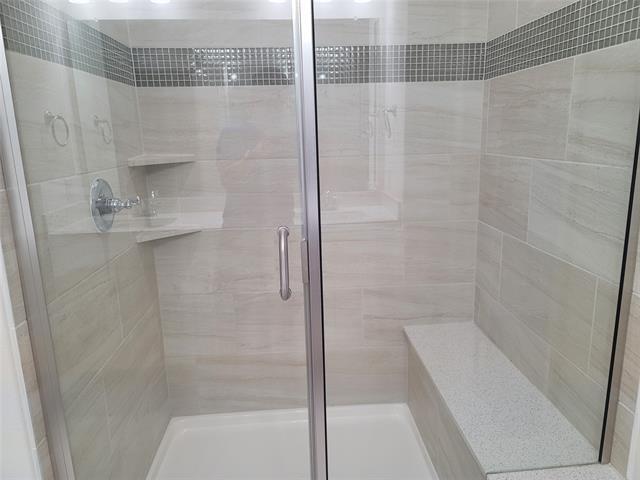 Building Photo - 2504 Jameson Ln