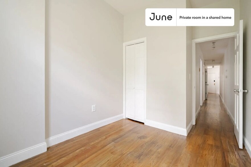 Primary Photo - Room in Shared 5 bed/1 bath home