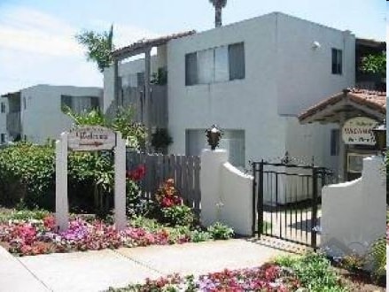 Primary Photo - Adams Street Apartments