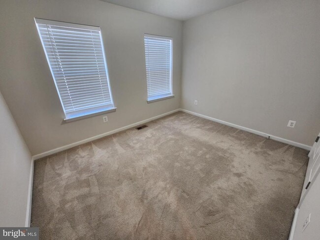 Building Photo - 12 Stafford Pl