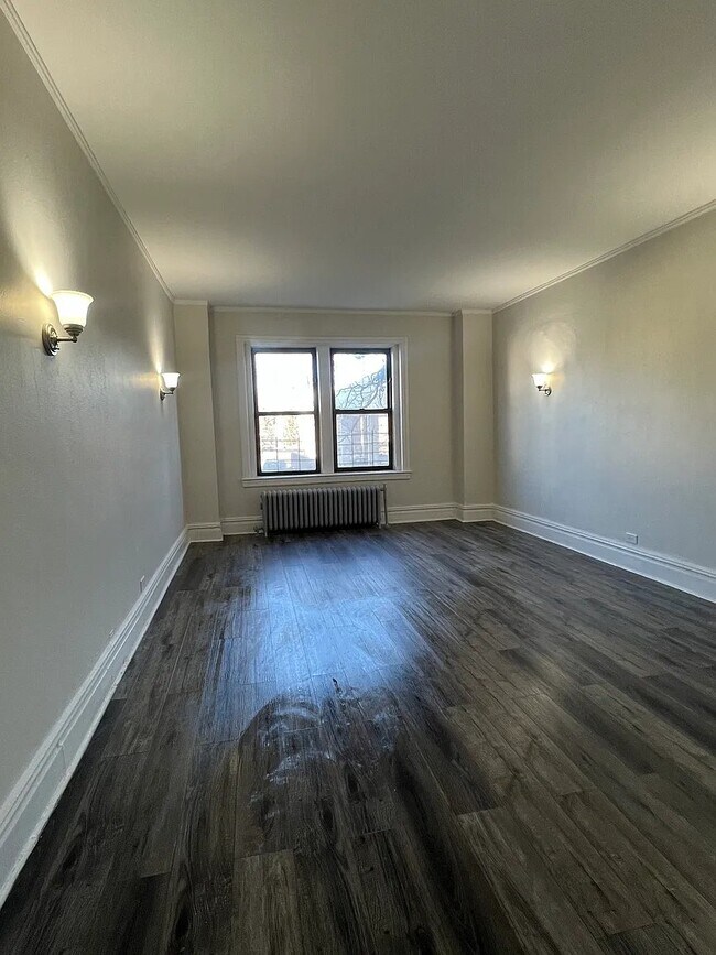 Building Photo - 157 S Harrison St