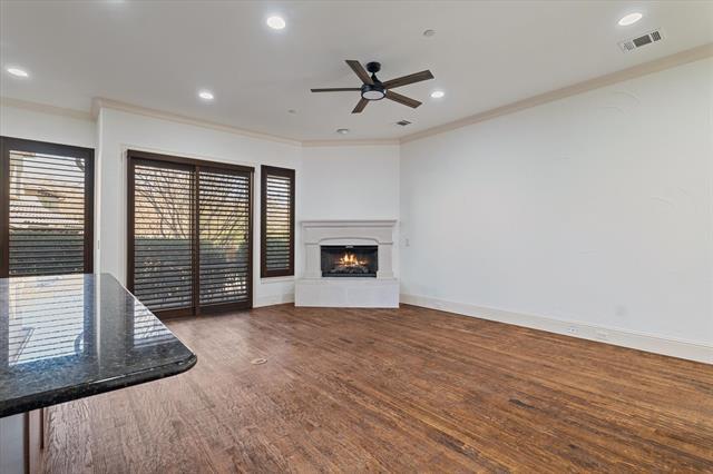 Building Photo - 14739 Stanford Ct