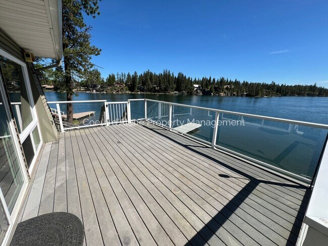 Building Photo - 2+ bed, 2 bath house on the Spokane River!