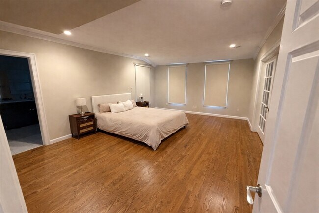 Building Photo - 78 Highland Ave