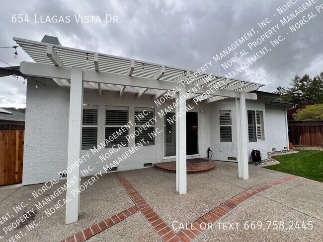 Building Photo - 654 Llagas Vista Dr