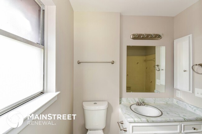 Building Photo - 1731 Brandenburg Dr