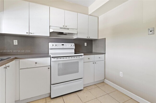 Building Photo - 11750 SW 18th St