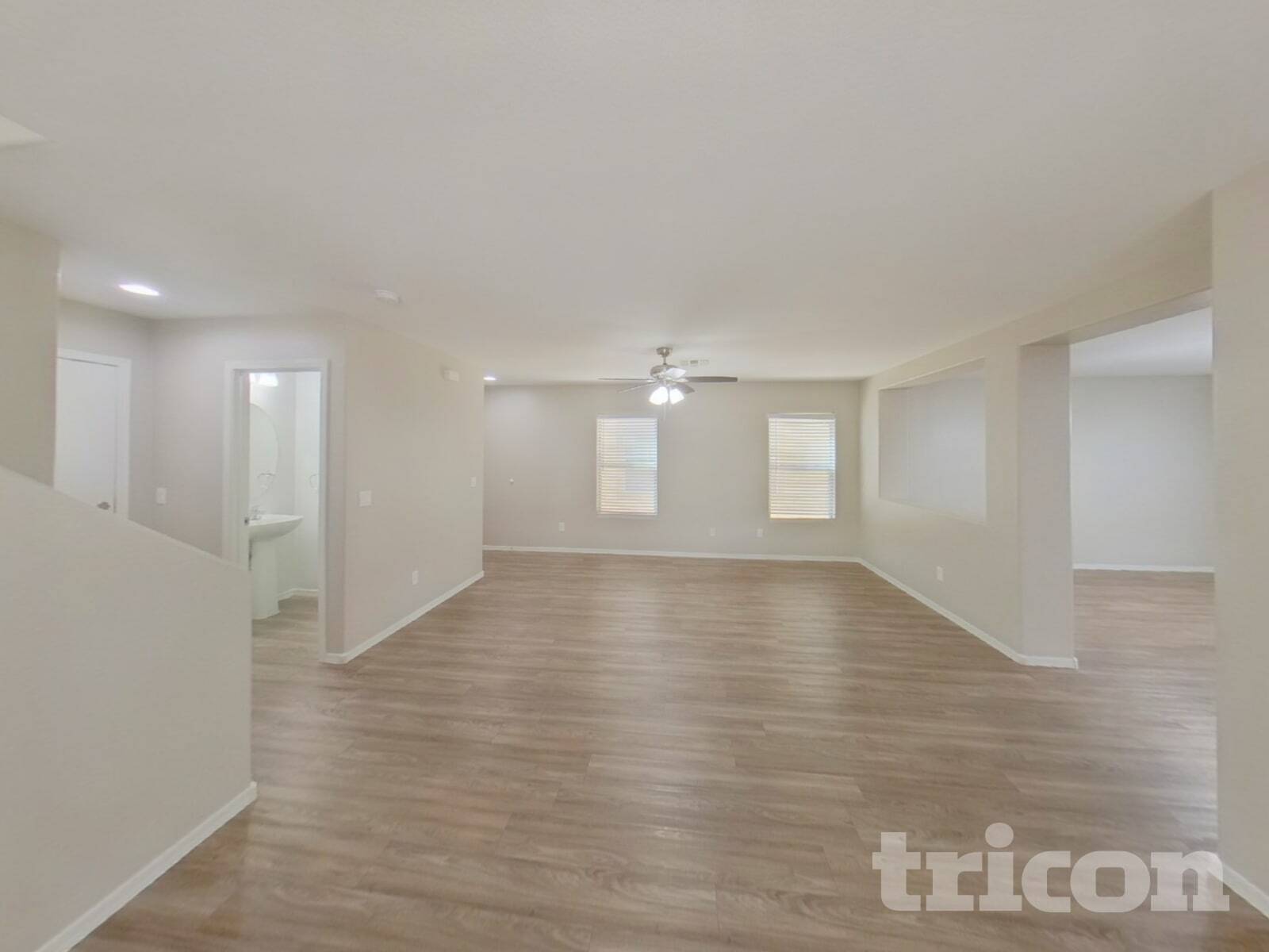 Building Photo - 40268 W Helen Ct