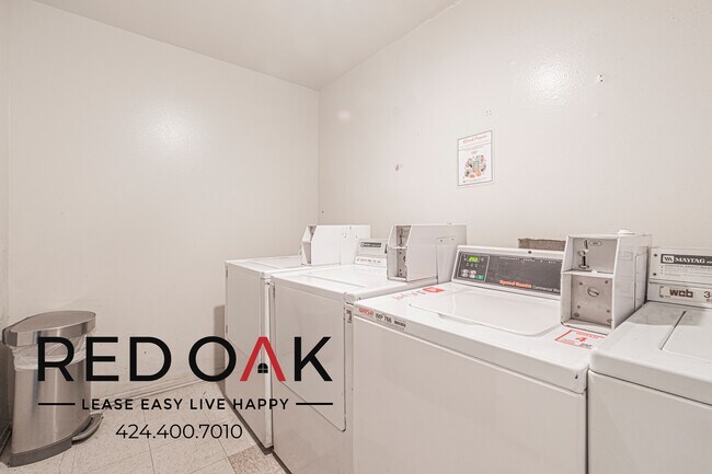 Building Photo - 14655 Sylvan St