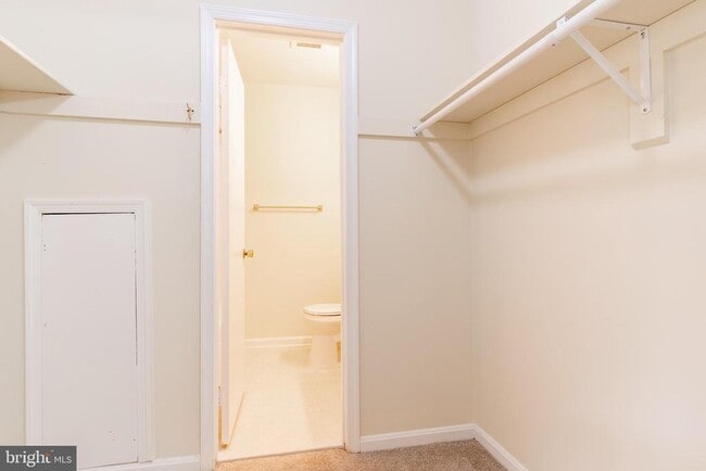 Building Photo - 3840 Persimmon Cir