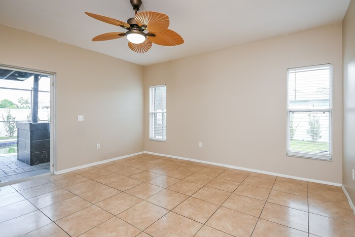 Building Photo - 768 Pelican Ct