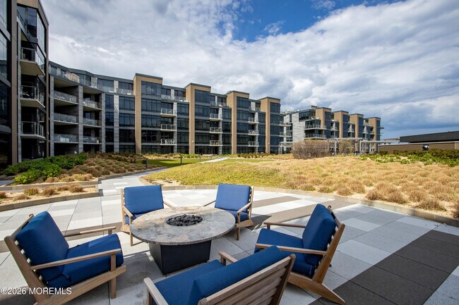 Building Photo - 30 Melrose Terrace