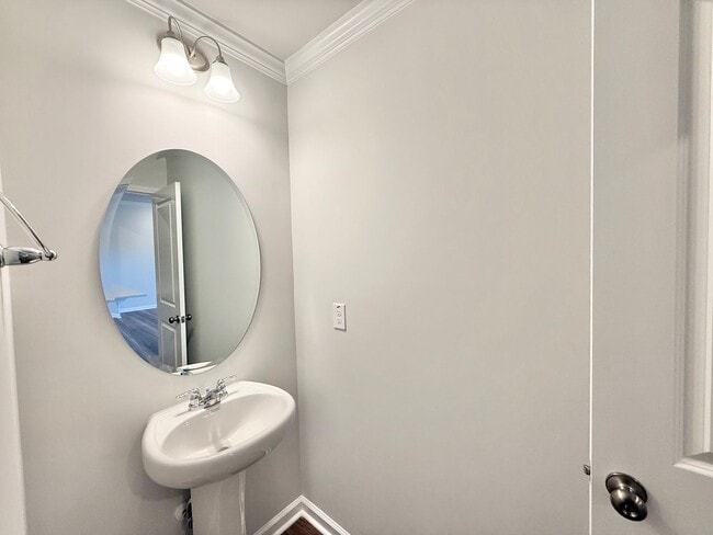 Building Photo - Stunning New Construction 3BD, 2.5BA End Unit Morrisville Townhome with Premier HOA Amenities in ...