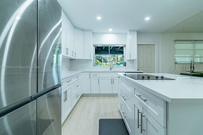 Building Photo - 8145 SW 128th St