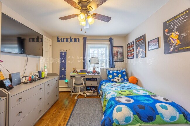 Building Photo - 4 Trotwood Dr