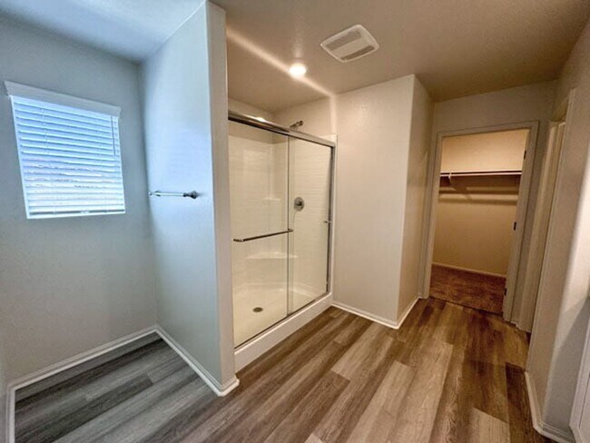 Building Photo - 31799 Woodbank Wy